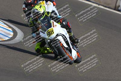 media/Oct-12-2025-CRA (Sun) [[e621380112]]/Races/Race 10/